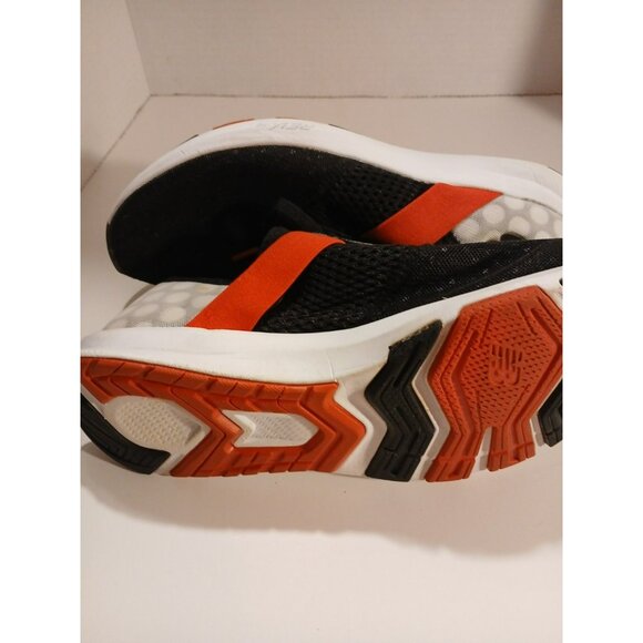 Disney Minnie Mouse Women's New Balance Running Sneakers Size 10 Black/Red - Picture 9 of 11